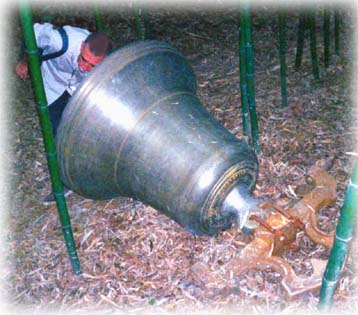 La campana nel Parco Gori